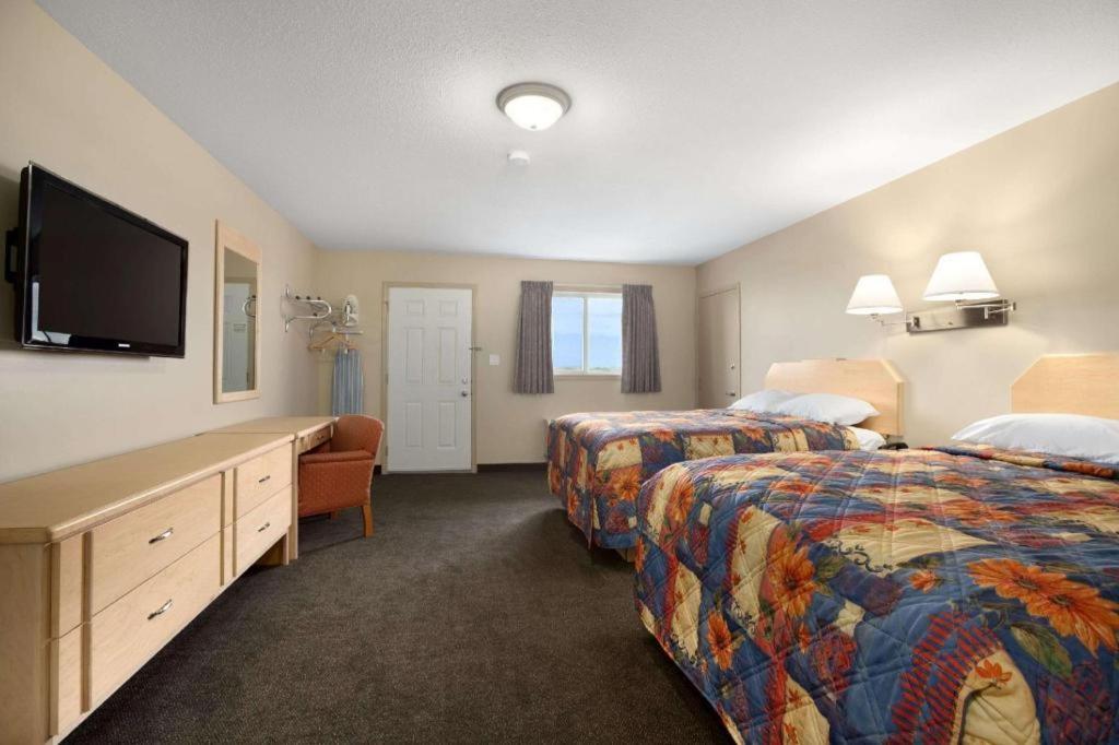 Thriftlodge Moose Jaw Extérieur photo